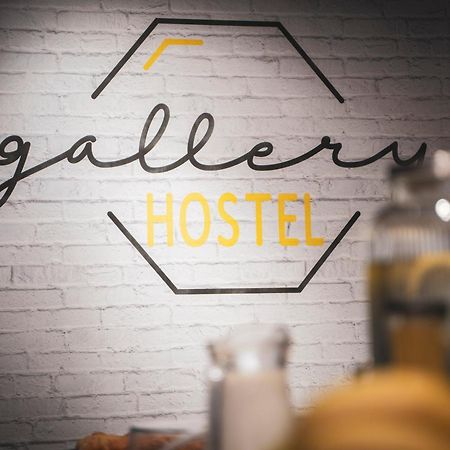 Gallery Hostel Madrid Residencia Exterior photo